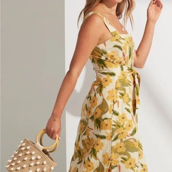 L*Space Natural Tote with Shell Accents - Picture 4 of 4